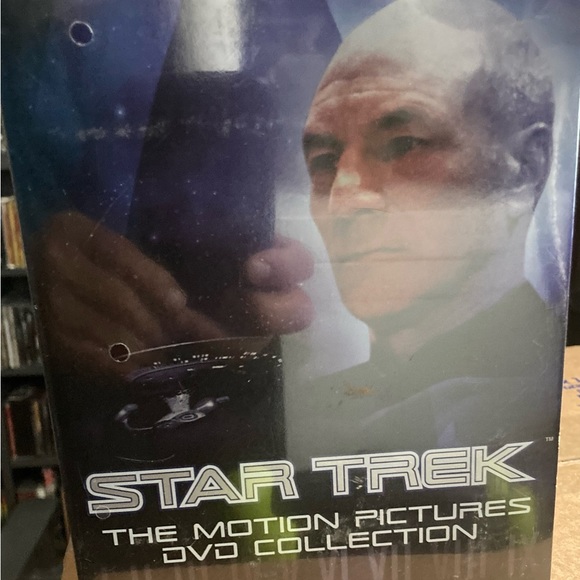 Star Trek - The Motion Pictures DVD Collection - Picture 4 of 7